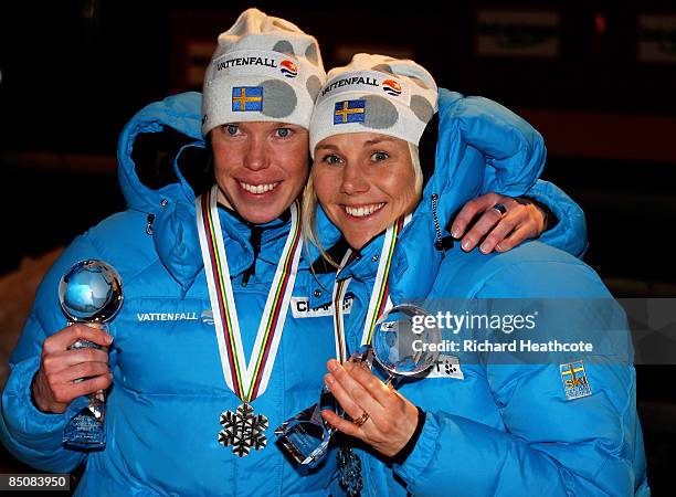 Lina Andersson and Anna Olsson of Sweden pose with the Silver medals won during the Ladies Cross Country Team Sprint Final at the FIS Nordic World...