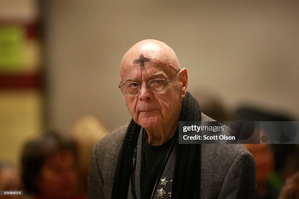 U.S. Catholics Begin Lenten Season With Ash Wednesday Observance