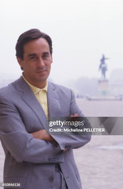 Le journaliste et producteur de télévison Thierry Ardisson au Château de Versailles en octobre 1986, France.