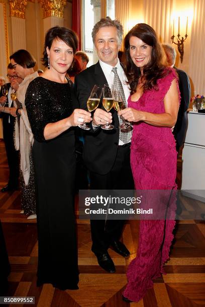 Janina Hartwig, Timothy Peach and his wife Nicola Tiggeler during the traditional Buehnendinner 2017 at Bayerische Staatsoper on September 21, 2017...