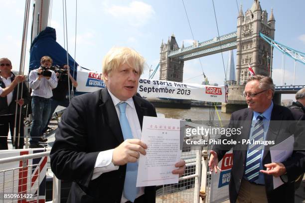 London Mayor Boris Johnson and Sir Robin Knox-Johnston at the announcement for London to host the start and Finish of the 2013-14 edition of the...