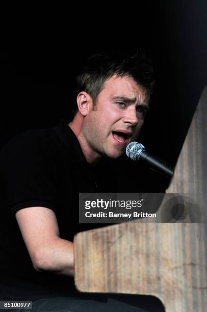 Photo of THE GOOD THE BAD AND THE QUEEN and Damon ALBARN, Damon Albarn performing on stage at the LMHR Carnival