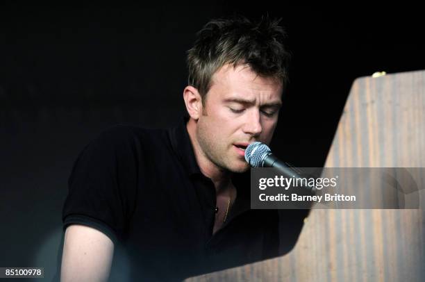 Photo of THE GOOD THE BAD AND THE QUEEN and Damon ALBARN, Damon Albarn performing on stage at the LMHR Carnival