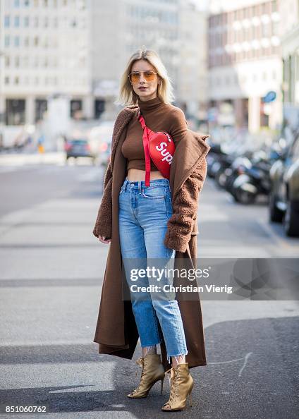 Street Style: September 21 - Milan Fashion Week Spring/Summer 2018 Street Style: September 21 - Milan Fashion Week Spring/Summer 2018