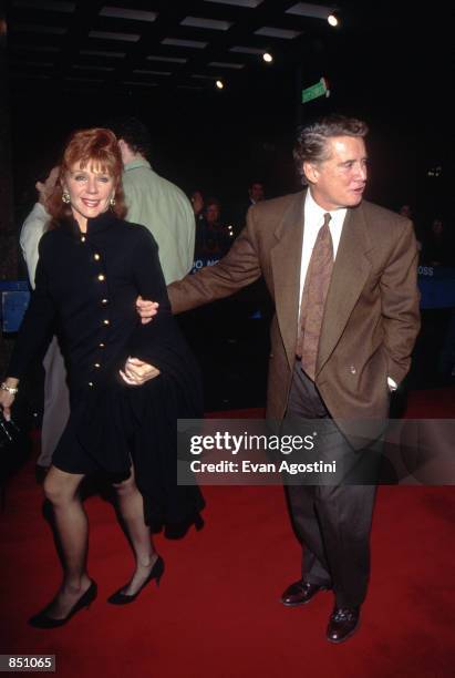 Host Regis Philbin and wife Joy at the premiere of "Miracle on 34th Street" November 15, 1994 in New York City.