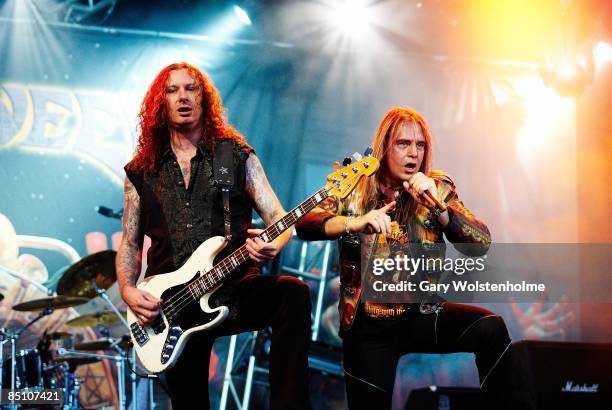 Photo of HELLOWEEN and Andi DERIS and Markus GROSSKOPF, Markus Grosskopf and Andi Deris performing on stage