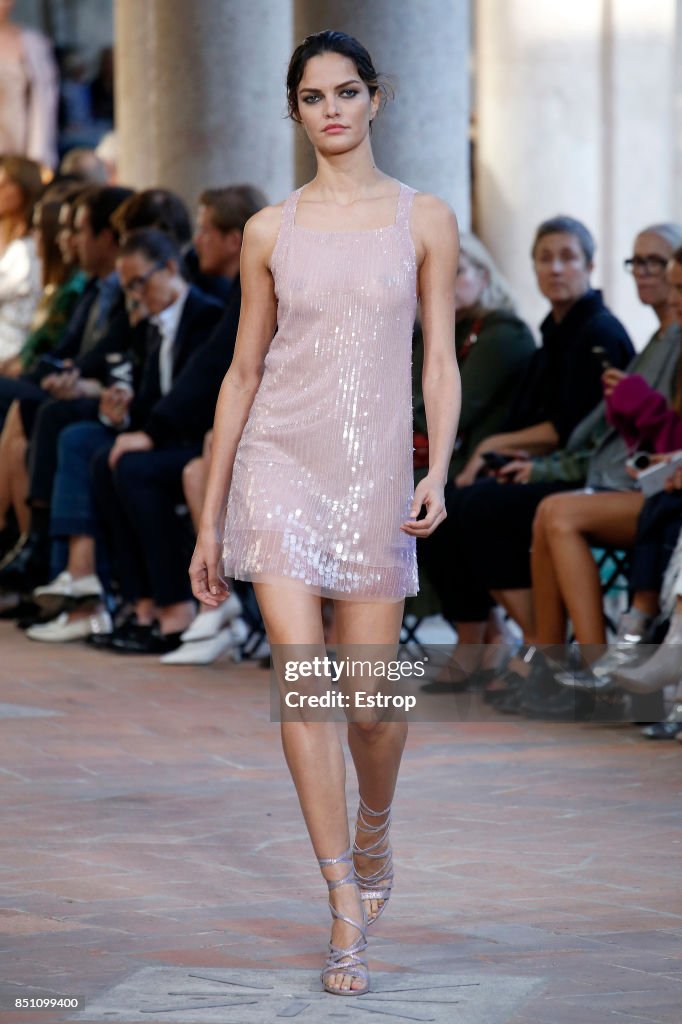 Alberta Ferretti - Runway - Milan Fashion Week Spring/Summer 2018