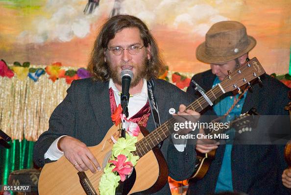 Aj Roth Photo of AJ ROACH, AJ Roach performing on stage News Photo - Getty Images