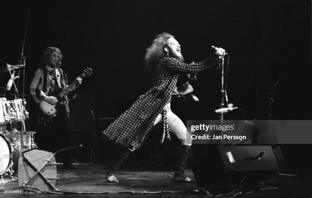 Photo of Ian ANDERSON and JETHRO TULL and Martin BARRE
