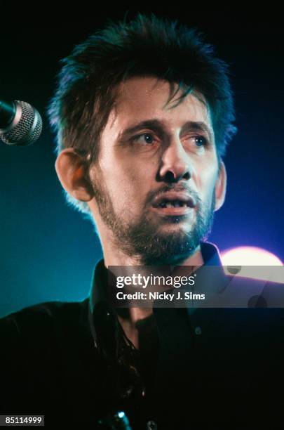 Photo of Shane MacGOWAN, Shane MacGowan performing on stage