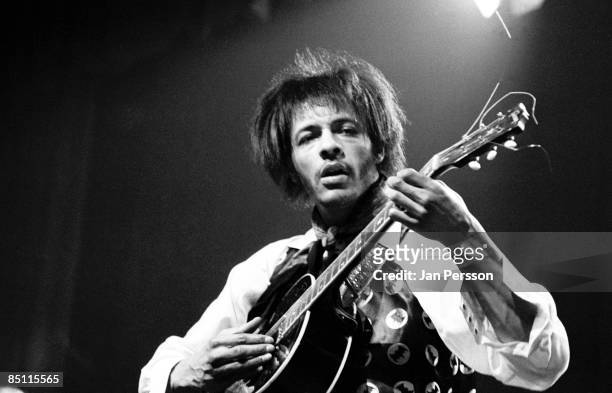 Photo of Arthur LEE and LOVE; Arthur Lee performing live onstage