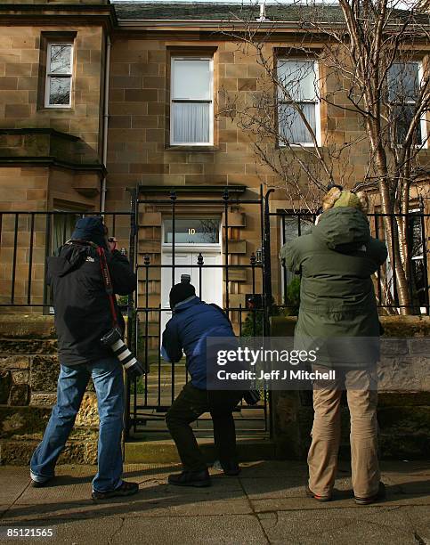 Media gather at the Edinburgh home of the former chief executive of Royal Bank of Scotland, Sir Fred Goodwin on February 26, 2009 in Scotland. RBS...