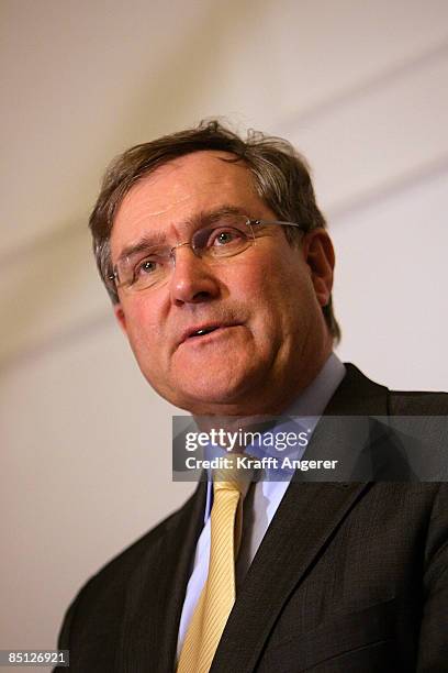 The German Minister of Defence Franz Josef Jung speaks to the media at the Von Lettow Vorbeck Kaserne during his visit of Bundeswehr Medical Corps on...