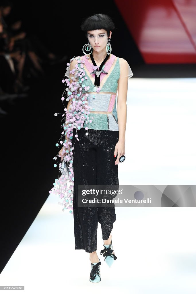 Giorgio Armani - Runway - Milan Fashion Week Spring/Summer 2018