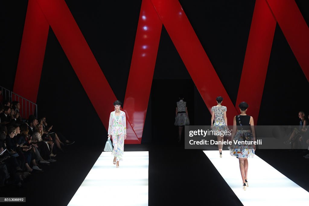 Giorgio Armani - Runway - Milan Fashion Week Spring/Summer 2018