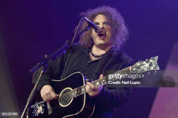 Robert Smith of The Cure performs at the O2 Arena on February 26, 2009 in London, England.