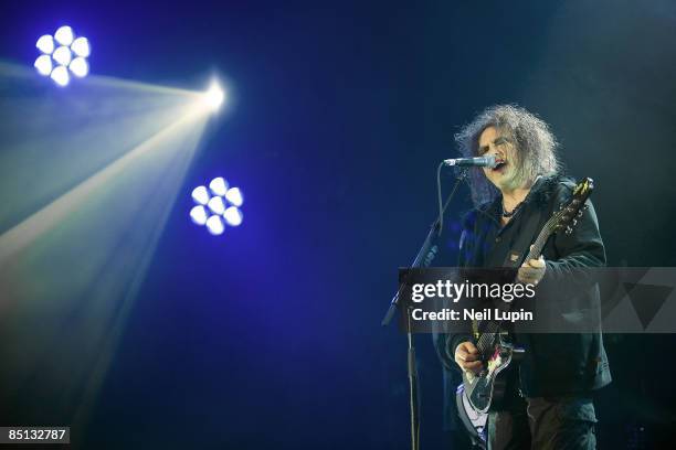 Robert Smith of The Cure performs at the O2 Arena on February 26, 2009 in London, England.