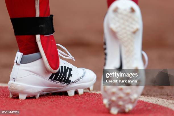 Baseball Cleats Close Up Photos and Premium High Res Pictures - Getty Images