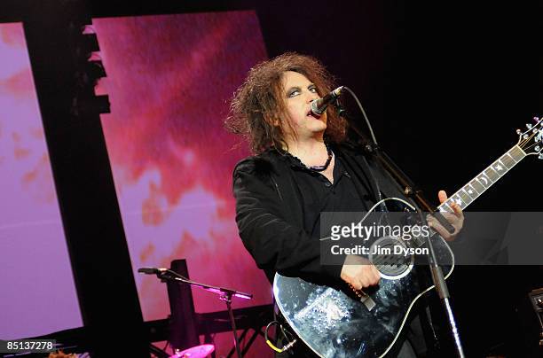 Robert Smith of The Cure performs during the NME Awards Big Gig at the O2 Arena on February 26, 2009 in London, England.