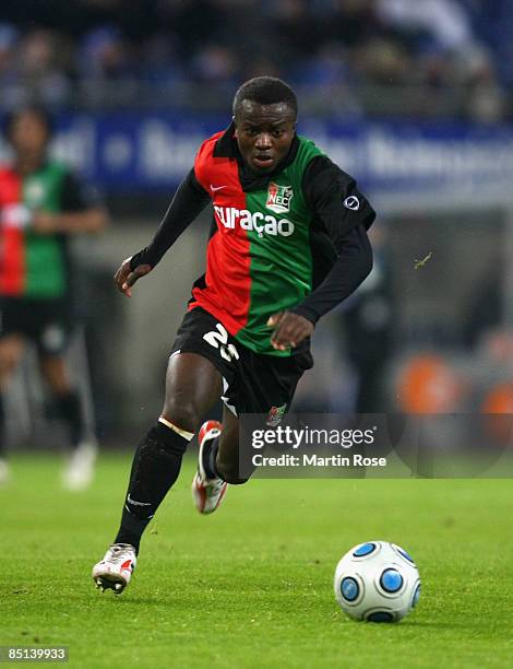 Saidi Ntibazonkiza of Nijmegen runs with the ball during the UEFA Cup Round of 32 second leg match between Hamburger SV and NEC Nijmegen at the HSH...