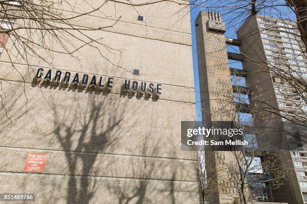 Carradale House next to Balfron Tower on 27th April 2016 in London, United Kingdom. The architecturally important Balfron Tower is a 26-storey...