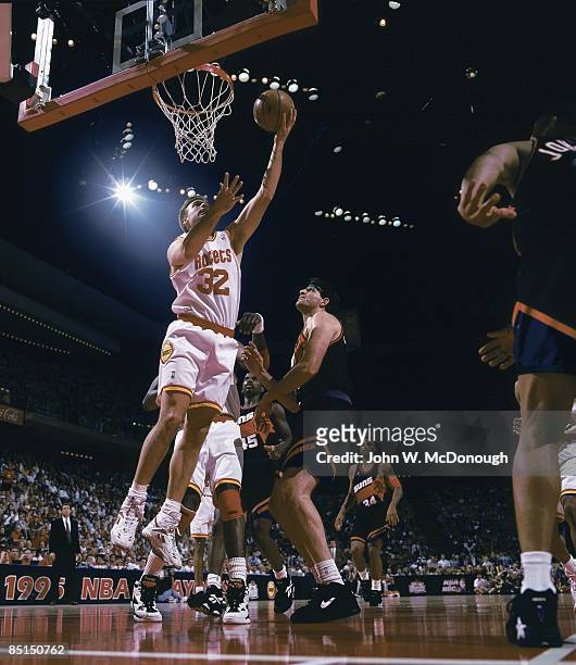 Playoffs: Houston Rockets Pete Chilcutt in action, shot vs Phoenix Suns. Houston, TX 5/13/1995--5/14/1995 CREDIT: John W. McDonough