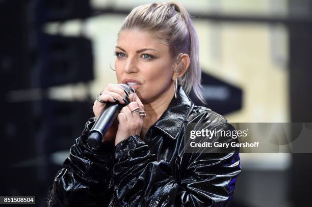 Fergie Singer Photos And Premium High Res Pictures Getty Images fergie-singer-photos-and-premium-high-res-pictures-getty-images