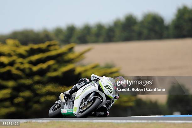 Jonathan Rea of Great Britain and the Hanspree Ten Kate Honda Team rides over Lukey Heights during the qualifying practice session for round one of...