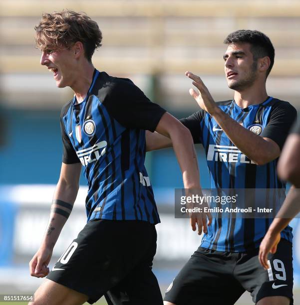 Nicolo Zaniolo of FC Internazionale Milano celebrates his goal with his team-mate Matteo Rover during the Serie A Primavera match between FC...