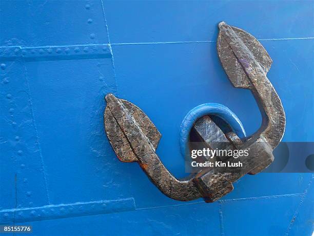 anker blue - anchor winch stock pictures, royalty-free photos & images