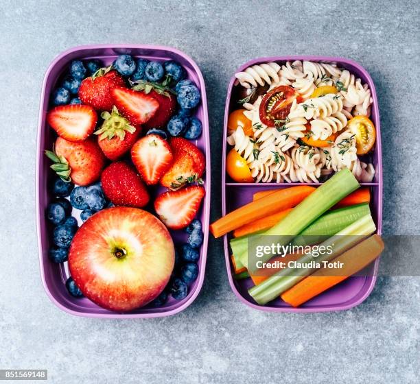 healthy lunch box - bento box stock-fotos und bilder