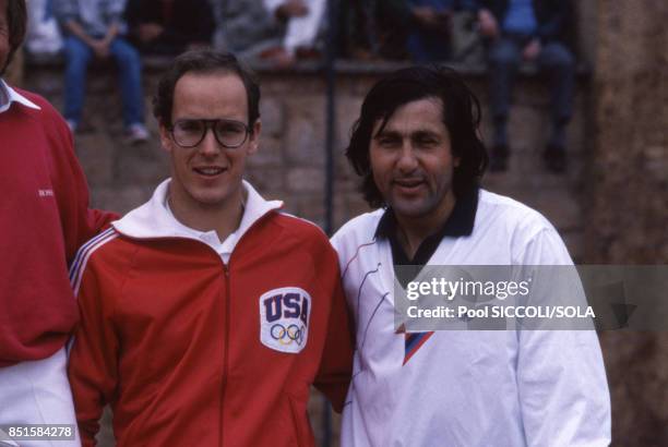 Le prince Albert de Monaco et Ilie Nastase, à Monaco le 27 avril 1986.