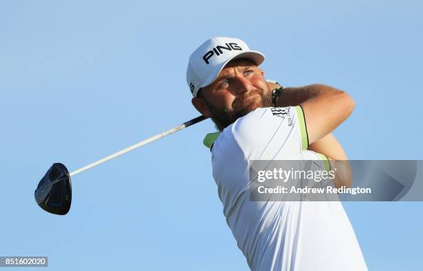 Andy Sullivan of England tees off on the 18th hole during day two of the Portugal Masters at Dom Pedro Victoria Golf Club on September 22, 2017 in...