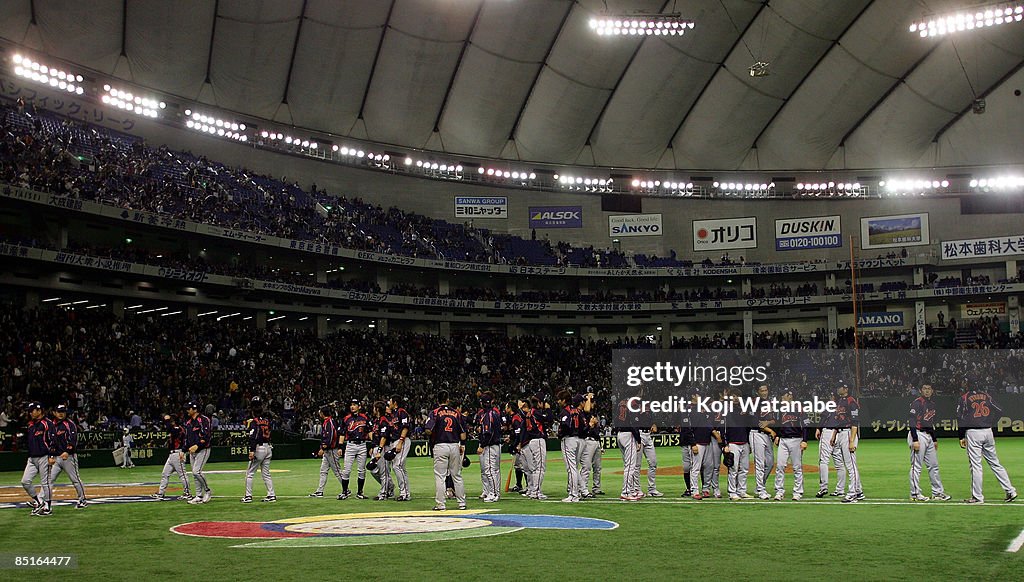 Japan v Yomiuri Giants