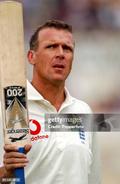 Alec Stewart of England acknowledges the crowd's applause at the end of his innings during day two of the Third npower Test match between England and...