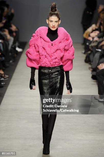 Model walks the runway at the Iceberg fashion show during Milan Fashion Week Womenswear Autumn/Winter 2009 on February 28, 2009 in Milan, Italy.