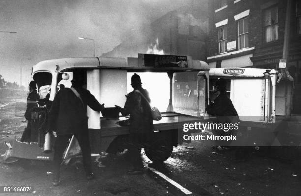 Toxteth Riots Reporter 58 Toxteth Riots Stock Photos, High-Res Pictures, and Images - Getty Images
