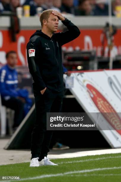 Head coach Markus Anfang of Kiel reacts during the Second Bundesliga match between MSV Duisburg and Holstein Kiel at Schauinsland-Reisen-Arena on...