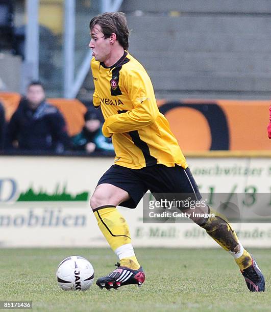 Maik Kegel of Dynamo Dresden in action during the 3. Liga match between Dynamo Dresden and Kickers Offenbach at the Rudolf Harbig Stadion on February...