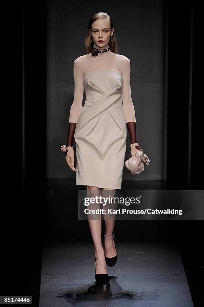 Model walks the runway at the Salvatore Ferragamo fashion show during Milan Fashion Week Womenswear Autumn/Winter 2009 on March 1, 2009 in Milan,...