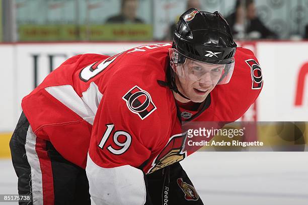 Jason Spezza of the Ottawa Senators prepares for a faceoff against the San Jose Sharks at Scotiabank Place on February 26, 2009 in Ottawa, Ontario,...