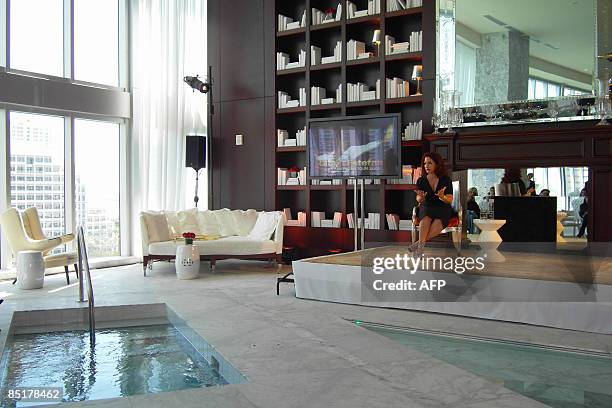 By Juan Castro Cuban-American singer Gloria Estefan speaks during a press conference announcing her Latin American Tour at the Viceroy Hotel, on...
