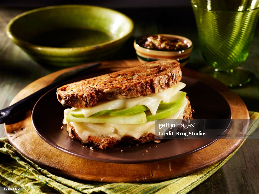 Green Apple and Cheese Sandwich