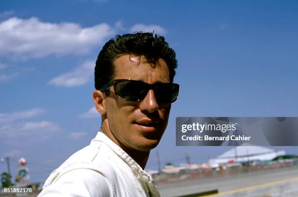 Mario Andretti, 12 Hours of Sebring, Sebring, 26 March 1966.