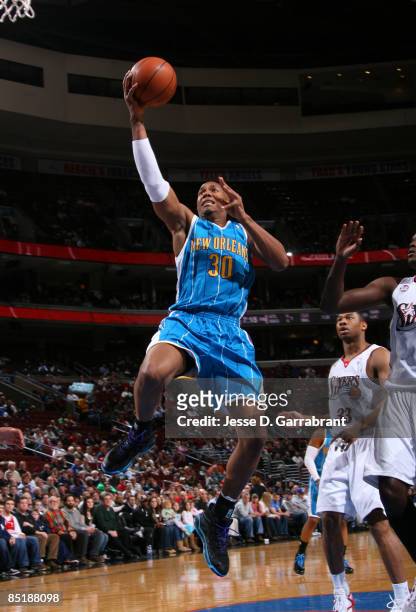 David West of the New Orleans Hornets shoots against the Philadelphia 76ers during the game on March 2, 2009 at the Wachovia Center in Philadelphia,...