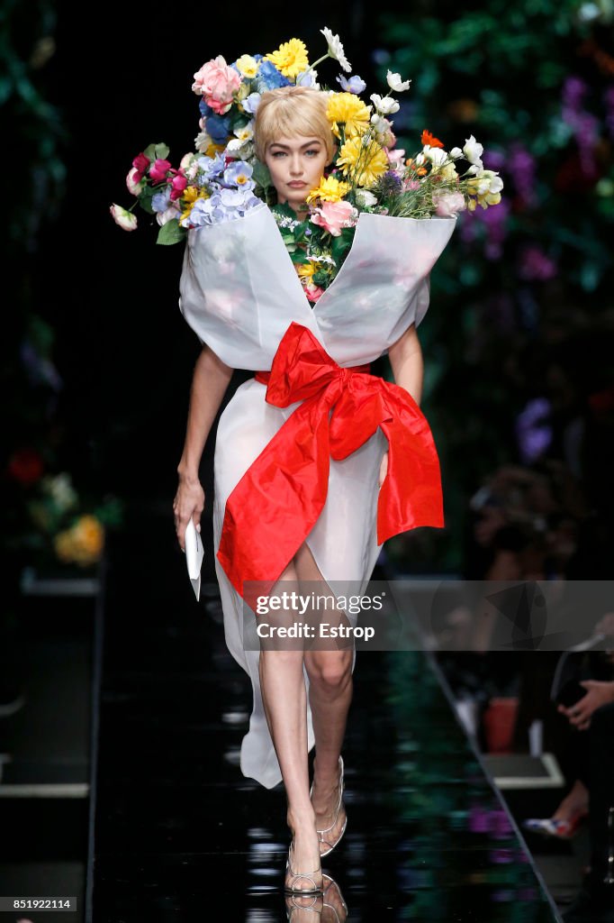 Moschino - Runway - Milan Fashion Week Spring/Summer 2018