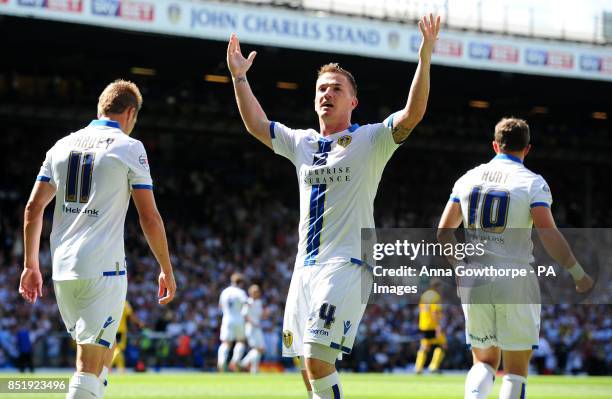 Leeds United's Ross McCormack celebrates after scoring his sides first goal during the Sky Bet Championship match at Elland Road, Leeds.