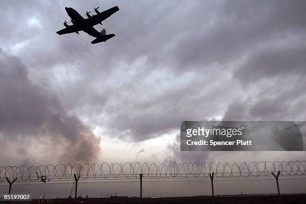 Cargo plane lifts off on March 3, 2009 at Bagram Air Base, Afghanistan. Following U.S. President Barack Obama`s executive order closing the...