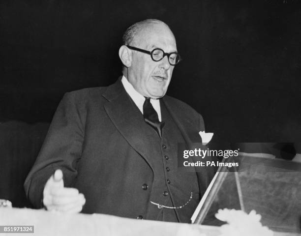Oliver Lyttelton, Colonial Secretary, addressing the fifth annual Conservative Party conference at Margate, Kent, about British Guiana.
