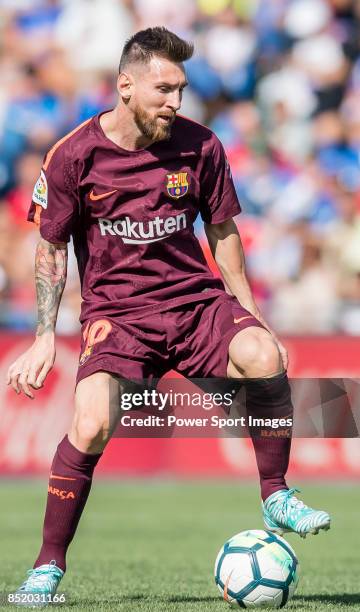 Lionel Andres Messi of FC Barcelona in action during the La Liga 2017-18 match between Getafe CF and FC Barcelona at Coliseum Alfonso Perez on 16...